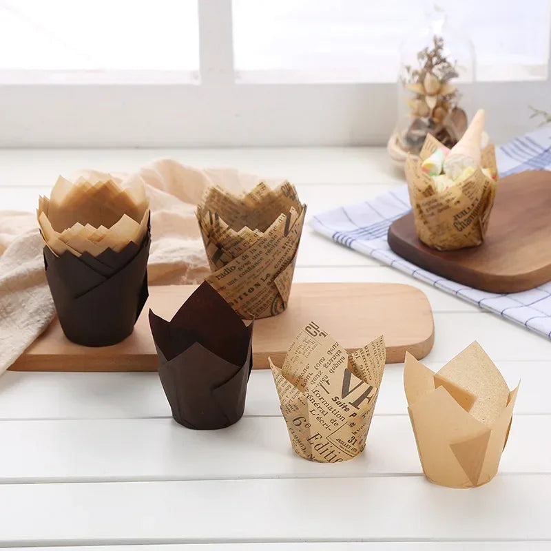 50pcs Newspaper Cupcake Liner
