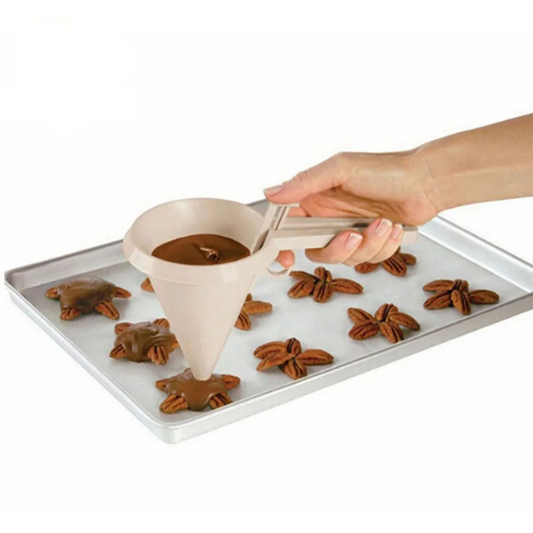 Adjustable Hand-held Baking Funnel