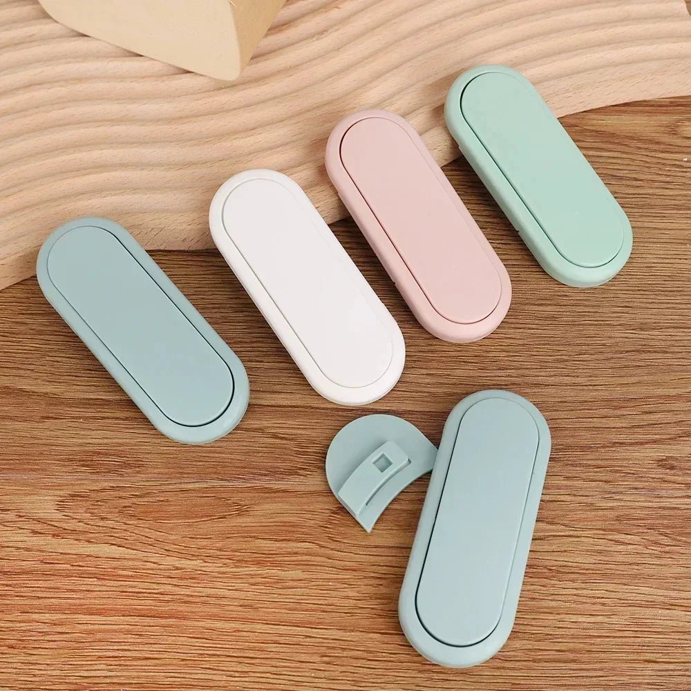Child Proof Cabinet/Drawer Safety Latch Set